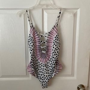 One piece swim suit